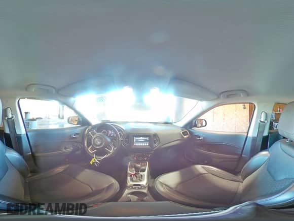 2021 Jeep Compass Latitude z VIN 3C4NJDBB4MT530098, wystawiony jako Copart lot #87050205 z przebiegiem 81 828 mil mil oraz Szkoda całkowita • Salvage title. Historia ofert i sprzedaży dostępna na DreamBid. Obrazek 15.