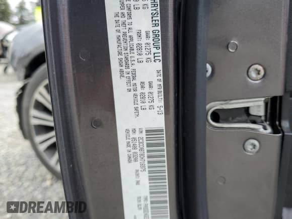 2013 Chrysler 300 S with VIN 2C3CCABT8DH716975, listed as a Copart auction lot 48616045 with 133,144 mi miles and Salvage title. Bid and sale history available at DreamBid. Image 13.