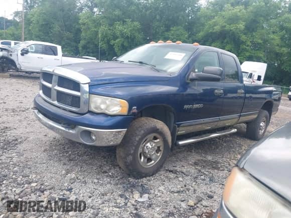 2004 Dodge 3500 SLT with VIN 3D7LU38C64G277521, listed as a IAAI auction lot 42497686 with 306,535 mi miles and . Bid and sale history available at DreamBid. Image 2.