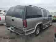 1999 Chevrolet Suburban с VIN 1GBEC16R8XJ514597, выставлен на аукционе Copart как лот 76575584 с пробегом 176 870 миль миль и На запчасти • Non repairable. История ставок и продаж доступна на DreamBid. Изображение 3.