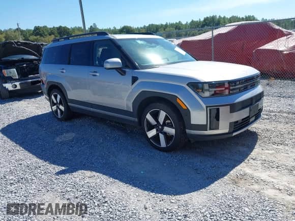 2025 Hyundai Santa Fe Limited z VIN 5NMP44GL7SH128717, wystawiony jako IAAI lot #43501507 z przebiegiem 18 076 mil mil oraz . Historia ofert i sprzedaży dostępna na DreamBid. Obrazek 1.