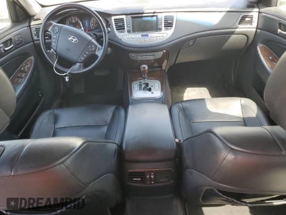 2010 Hyundai Genesis with VIN KMHGC4DE6AU083653, listed as a Copart auction lot 57165075 with 133,843 mi miles and Salvage title. Bid and sale history available at DreamBid. Image 8.