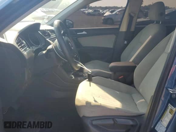 2020 Volkswagen Tiguan S с VIN 3VV0B7AX6LM063654, выставлен на аукционе Copart как лот 66951125 с пробегом 92 244 миль миль и Списание • Salvage title. История ставок и продаж доступна на DreamBid. Изображение 7.