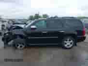 2014 Chevrolet Tahoe LTZ с VIN 1GNSKCE02ER201339, выставлен на аукционе IAAI как лот 42278165 с пробегом 196 484 миль миль и . История ставок и продаж доступна на DreamBid. Изображение 14.