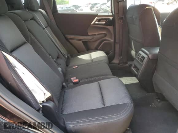 2024 Mitsubishi Outlander ES with VIN JA4J3UA84RZ083796, listed as a Copart auction lot 54502975 with 18,624 mi miles and Salvage title. Bid and sale history available at DreamBid. Image 11.