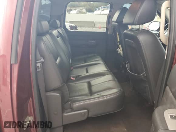 2008 Chevrolet Silverado 1500 2LT z VIN 2GCEK133481290898, wystawiony jako Copart lot #80561095 z przebiegiem 236 363 mil mil oraz Szkoda całkowita • Salvage title. Historia ofert i sprzedaży dostępna na DreamBid. Obrazek 10.