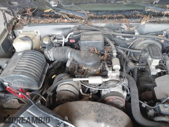 2000 Cadillac Escalade with VIN 1GYEK13R9YR122289, listed as a IAAI auction lot 42586757 with 241,346 mi miles and . Bid and sale history available at DreamBid. Image 10.