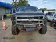 2013 Chevrolet Silverado 2500HD LT z VIN 1GC1KXC81DF145768, wystawiony jako Copart lot #69955635 z przebiegiem 201 623 mil mil oraz Szkoda całkowita • Salvage title. Historia ofert i sprzedaży dostępna na DreamBid. Obrazek 5.