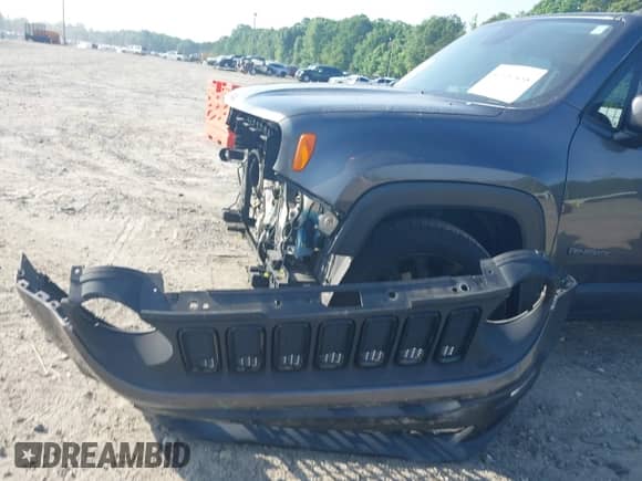 2017 Jeep Renegade Latitude с VIN ZACCJABB3HPG05926, выставлен на аукционе IAAI как лот 42157458 с пробегом 90 859 миль миль и . История ставок и продаж доступна на DreamBid. Изображение 12.