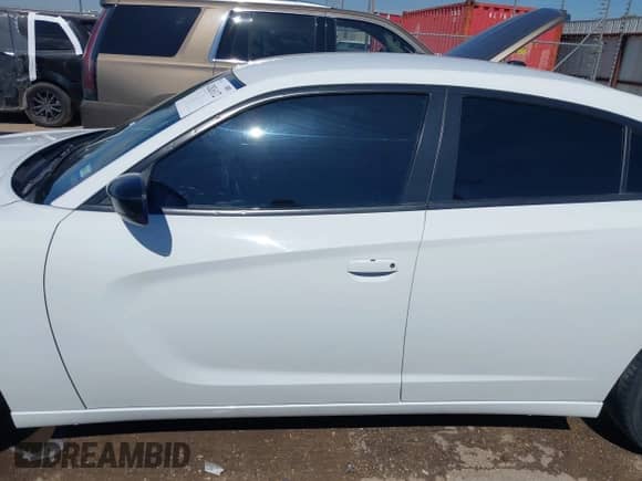 2022 Dodge Charger SXT with VIN 2C3CDXBG4NH157428, listed as a IAAI auction lot 42826112 with 39,662 mi miles and . Bid and sale history available at DreamBid. Image 14.