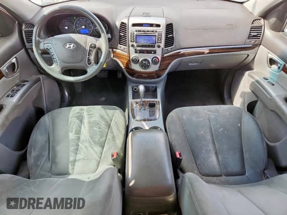 2010 Hyundai Santa Fe GLS с VIN 5NMSG3AB2AH348289, выставлен на аукционе Copart как лот 62336375 с пробегом 177 476 миль миль и Списание • Salvage title. История ставок и продаж доступна на DreamBid. Изображение 8.