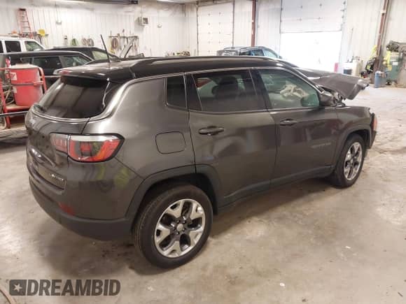 2020 Jeep Compass Limited with VIN 3C4NJDCB5LT163855, listed as a IAAI auction lot 43181038 with Not provided miles and . Bid and sale history available at DreamBid. Image 4.
