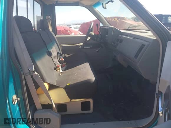 1993 GMC Sierra 1500 with VIN 1GTDC14Z4PE508587, listed as a IAAI auction lot 43562709 with 291,969 mi miles and . Bid and sale history available at DreamBid. Image 5.