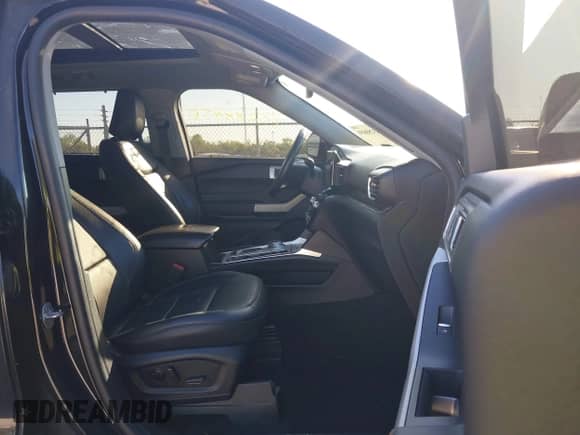 2022 Ford Explorer Limited z VIN 1FMSK8FH1NGA76934, wystawiony jako IAAI lot #43288850 z przebiegiem 35 248 mil mil oraz . Historia ofert i sprzedaży dostępna na DreamBid. Obrazek 5.