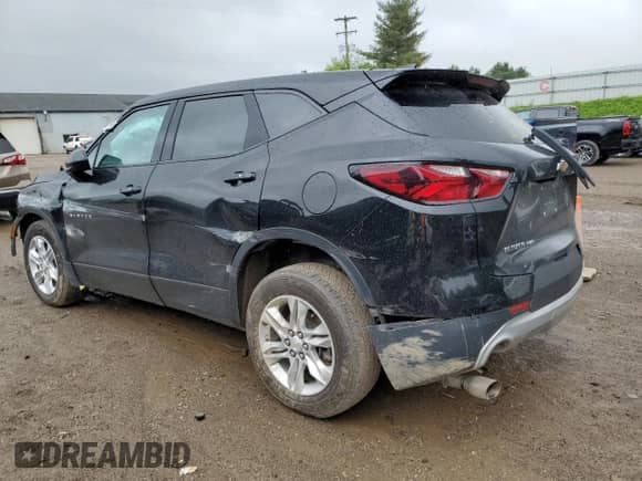2021 Chevrolet Blazer LT с VIN 3GNKBHR40MS581982, выставлен на аукционе Copart как лот 61523945 с пробегом 94 352 миль миль и На запчасти • Non repairable. История ставок и продаж доступна на DreamBid. Изображение 2.