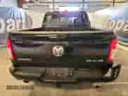 2022 Ram 1500 Big Horn z VIN 1C6SRFFT7NN412372, wystawiony jako Copart lot #69763605 z przebiegiem 27 595 mil mil oraz Czysty tytuł • Clean title. Historia ofert i sprzedaży dostępna na DreamBid. Obrazek 6.