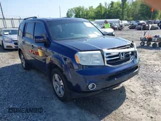 2015 Honda Pilot EX-L z VIN 5FNYF3H53FB031286, wystawiony jako IAAI lot #42005460 z przebiegiem 209 527 mil mil oraz . Historia ofert i sprzedaży dostępna na DreamBid. Obrazek 1.