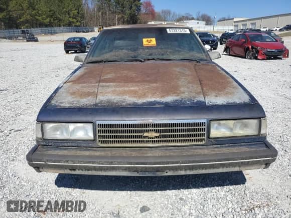 1988 Chevrolet Celebrity с VIN 1G1AW51W8J6159794, выставлен на аукционе Copart как лот 47321315 с пробегом 181 956 миль миль и На запчасти • Non repairable. История ставок и продаж доступна на DreamBid. Изображение 5.