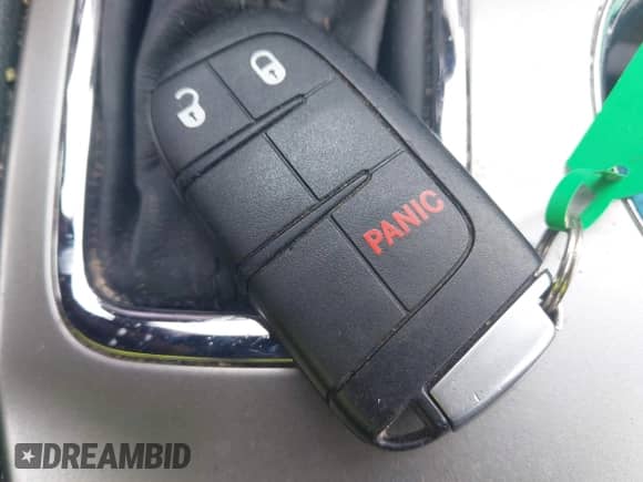 2018 Jeep Grand Cherokee Laredo z VIN 1C4RJEAG2JC172558, wystawiony jako IAAI lot #43256975 z przebiegiem 97 436 mil mil oraz . Historia ofert i sprzedaży dostępna na DreamBid. Obrazek 11.