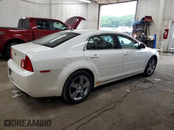 2011 Chevrolet Malibu 2LT с VIN 1G1ZD5E75BF381481, выставлен на аукционе Copart как лот 68101645 с пробегом 118 497 миль миль и Списание • Salvage title. История ставок и продаж доступна на DreamBid. Изображение 3.