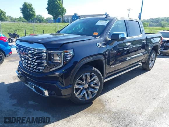 2024 GMC Sierra 1500 Denali с VIN 1GTUUGEL3RZ370028, выставлен на аукционе IAAI как лот 42273048 с пробегом 9 092 миль миль и . История ставок и продаж доступна на DreamBid. Изображение 19.
