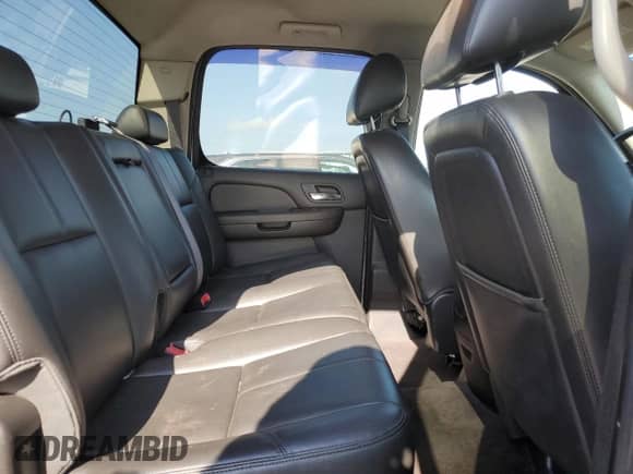 2013 GMC Sierra 1500 SLT с VIN 3GTP2WE7XDG210317, выставлен на аукционе Copart как лот 70132025 с пробегом 128 727 миль миль и Списание • Salvage title. История ставок и продаж доступна на DreamBid. Изображение 11.