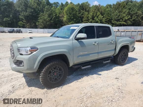 2022 Toyota Tacoma SR z VIN 3TYCZ5AN5NT099109, wystawiony jako Copart lot #70888475 z przebiegiem 100 190 mil mil oraz Szkoda całkowita • Salvage title. Historia ofert i sprzedaży dostępna na DreamBid. Obrazek 1.