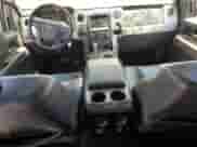 2013 Ford F-150 SVT Raptor z VIN 1FTFW1R61DFB34654, wystawiony jako Copart lot #65852775 z przebiegiem 154 907 mil mil oraz Szkoda całkowita • Salvage title. Historia ofert i sprzedaży dostępna na DreamBid. Obrazek 8.