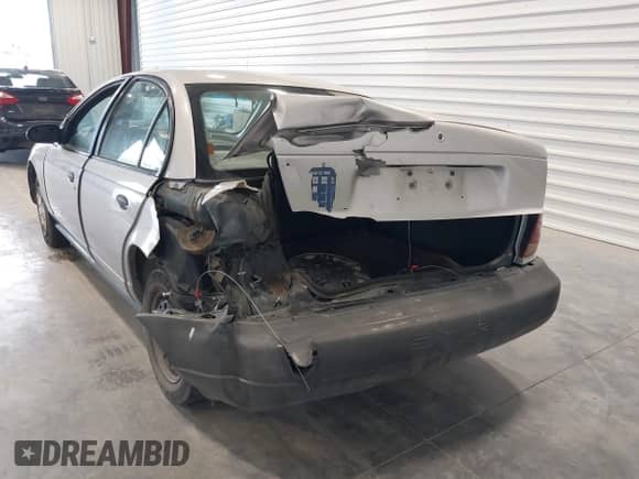 1999 Saturn SL with VIN 1G8ZF528XXZ362956, listed as a IAAI auction lot 42646763 with 201,548 mi miles and . Bid and sale history available at DreamBid. Image 3.