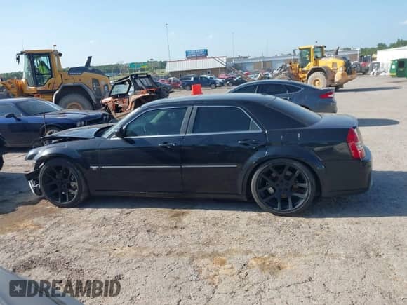 2006 Chrysler 300 C SRT-8 with VIN 2C3LA73W66H219444, listed as a IAAI auction lot 42540028 with 199,913 mi miles and . Bid and sale history available at DreamBid. Image 15.
