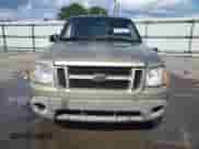 2002 Ford Explorer with VIN 1FMCU60E02UC67663, listed as a Copart auction lot 61784565 with 129,554 mi miles and Salvage title. Bid and sale history available at DreamBid. Image 5.