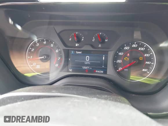 2019 Chevrolet Camaro 1LT z VIN 1G1FB3DS7K0144352, wystawiony jako IAAI lot #41999119 z przebiegiem 125 471 mil mil oraz . Historia ofert i sprzedaży dostępna na DreamBid. Obrazek 7.