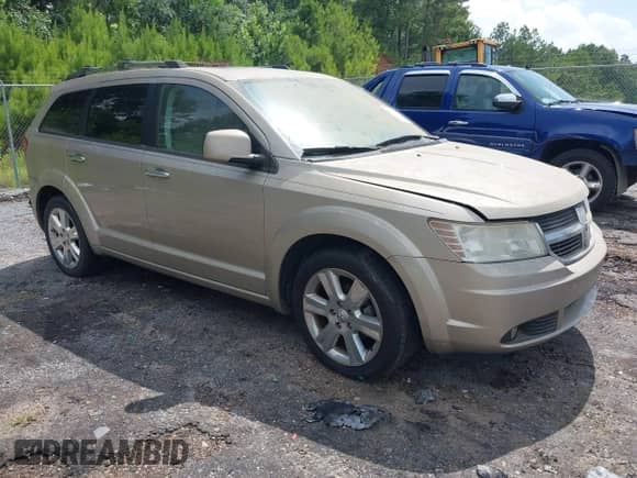 2009 Dodge Journey R/T z VIN 3D4GG67V39T551508, wystawiony jako IAAI lot #42609631 z przebiegiem 178 237 mil mil oraz . Historia ofert i sprzedaży dostępna na DreamBid. Obrazek 1.