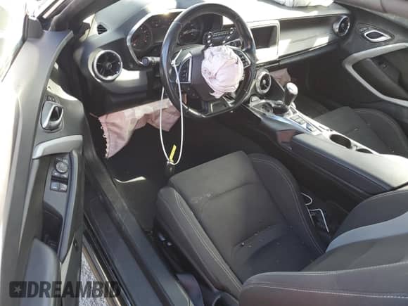 2023 Chevrolet Camaro 1LT z VIN 1G1FB3DS5P0131591, wystawiony jako Copart lot #76425024 z przebiegiem Nie podano mil oraz Szkoda całkowita • Salvage title. Historia ofert i sprzedaży dostępna na DreamBid. Obrazek 8.