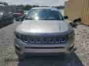 2018 Jeep Compass Sport z VIN 3C4NJDAB8JT252917, wystawiony jako Copart lot #68512045 z przebiegiem 107 350 mil mil oraz Szkoda całkowita • Salvage title. Historia ofert i sprzedaży dostępna na DreamBid. Obrazek 5.