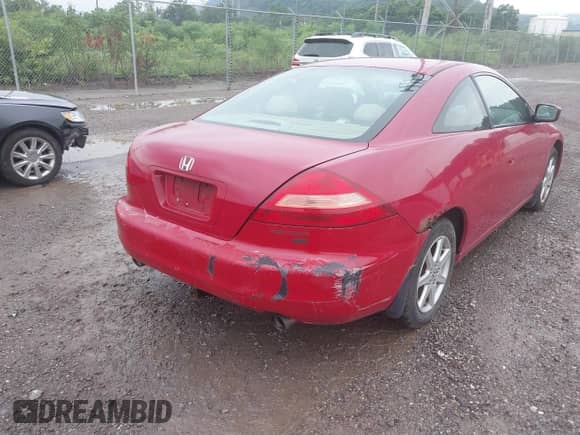 2003 Honda Accord EX с VIN 1HGCM82683A010096, выставлен на аукционе IAAI как лот 42642913 с пробегом Не указан миль и . История ставок и продаж доступна на DreamBid. Изображение 6.