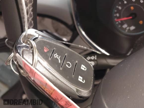 2023 Chevrolet Equinox LT z VIN 3GNAXJEG9PS168466, wystawiony jako IAAI lot #42468270 z przebiegiem 80 032 mil mil oraz . Historia ofert i sprzedaży dostępna na DreamBid. Obrazek 11.