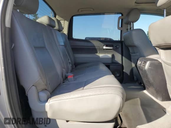 2008 Toyota Tundra Limited с VIN 5TFDV58118X034612, выставлен на аукционе Copart как лот 85709935 с пробегом 192 765 миль миль и Списание • Salvage title. История ставок и продаж доступна на DreamBid. Изображение 10.