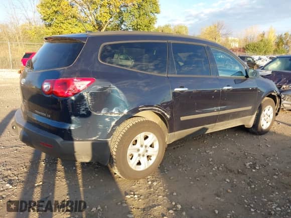 2012 Chevrolet Traverse LS with VIN 1GNKRFED3CJ163454, listed as a IAAI auction lot 43430090 with 123,283 mi miles and . Bid and sale history available at DreamBid. Image 4.