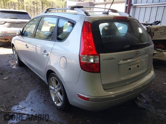 2012 Hyundai Elantra SE with VIN KMHDC8AE2CU137080, listed as a IAAI auction lot 41903145 with 48,330 mi miles and . Bid and sale history available at DreamBid. Image 3.