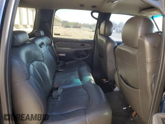 2001 Chevrolet Suburban LT z VIN 3GNFK16T51G278926, wystawiony jako Copart lot #75358024 z przebiegiem 257 431 mil mil oraz Szkoda całkowita • Salvage title. Historia ofert i sprzedaży dostępna na DreamBid. Obrazek 11.