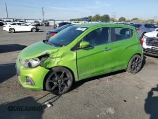 2016 Chevrolet Spark LT z VIN KL8CF6SA4GC575367, wystawiony jako Copart lot #71198025 z przebiegiem 109 706 mil mil oraz Szkoda całkowita • Salvage title. Historia ofert i sprzedaży dostępna na DreamBid. Obrazek 1.