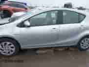 2015 Toyota Prius One z VIN JTDKDTB35F1575641, wystawiony jako IAAI lot #41803870 z przebiegiem 129 286 mil mil oraz . Historia ofert i sprzedaży dostępna na DreamBid. Obrazek 14.