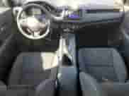 2020 Honda HR-V LX z VIN 3CZRU6H33LM715718, wystawiony jako Copart lot #81267695 z przebiegiem 56 443 mil mil oraz Szkoda całkowita • Salvage title. Historia ofert i sprzedaży dostępna na DreamBid. Obrazek 8.