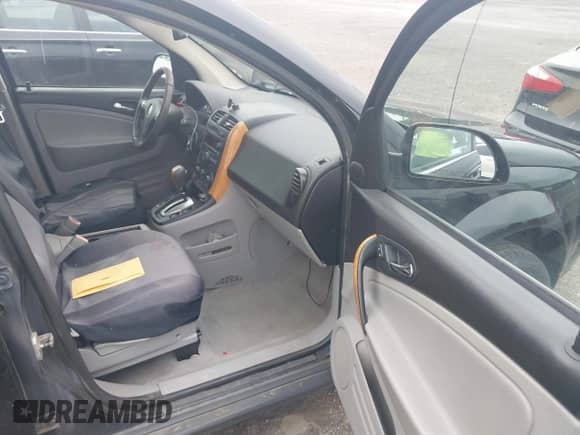 2007 Saturn VUE V6 with VIN 5GZCZ63407S870865, listed as a IAAI auction lot 42577233 with 170,772 mi miles and . Bid and sale history available at DreamBid. Image 5.