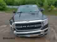 2022 Ram 1500 Big Horn z VIN 1C6RREBG3NN197137, wystawiony jako Copart lot #57769235 z przebiegiem 49 488 mil mil oraz Szkoda całkowita • Salvage title. Historia ofert i sprzedaży dostępna na DreamBid. Obrazek 5.