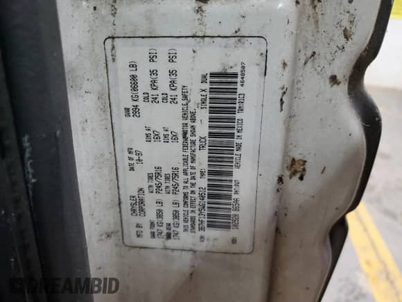 1998 Dodge 1500 с VIN 3B7HF13Y5WG140512, выставлен на аукционе Copart как лот 73731824 с пробегом Не указан миль и Списание • Salvage title. История ставок и продаж доступна на DreamBid. Изображение 14.