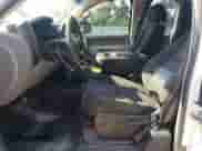 2011 Chevrolet Silverado 1500 Work Truck z VIN 1GCRKPE35BZ320412, wystawiony jako Copart lot #62109795 z przebiegiem 202 797 mil mil oraz Szkoda całkowita • Salvage title. Historia ofert i sprzedaży dostępna na DreamBid. Obrazek 7.