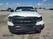 2024 Ram 1500 Tradesman z VIN 1C6RRECT8RN231817, wystawiony jako Copart lot #63057625 z przebiegiem 53 092 mil mil oraz Szkoda całkowita • Salvage title. Historia ofert i sprzedaży dostępna na DreamBid. Obrazek 5.