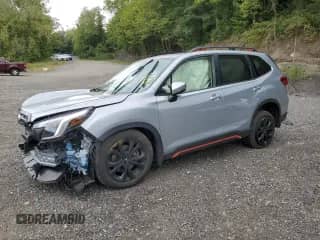 2024 Subaru Forester Special Sports z VIN JF2SKAEC4RH482810, wystawiony jako Copart lot #70364775 z przebiegiem 28 793 mil mil oraz Szkoda całkowita • Salvage title. Historia ofert i sprzedaży dostępna na DreamBid. Obrazek 1.